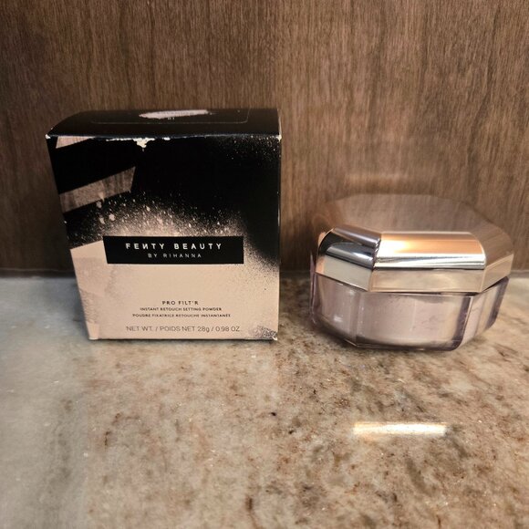 NIB Fenty Beauty Pro Filt'r Instant Retouch Setting Powder — Lavender - Picture 1 of 3
